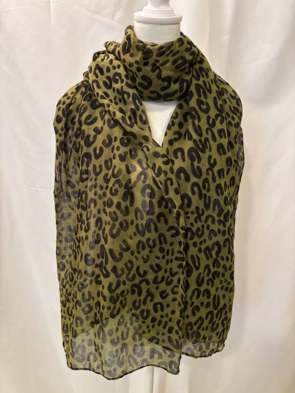NWOT Karma Multifunctional Multicolor 100% Viscose Scarf (28" x 76")